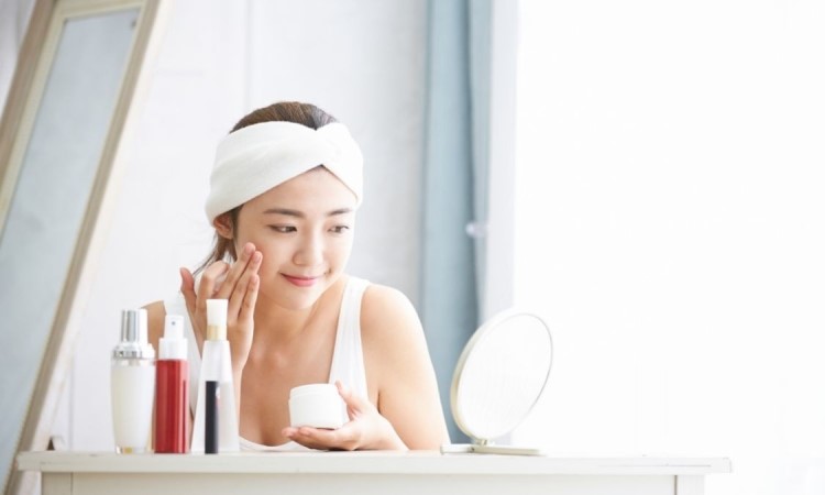 Urutan Pakai Skin Care untuk Wajah Berjerawat dan Berminyak