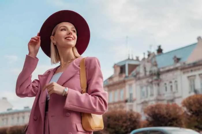 10 Aksesoris Fashion yang Bisa Membuat Penampilanmu Lebih Menarik