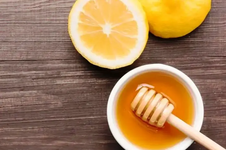 Kulit Wajah Kusam? Ini 7 Bahan Alami yang Bantu Mencerahkannya